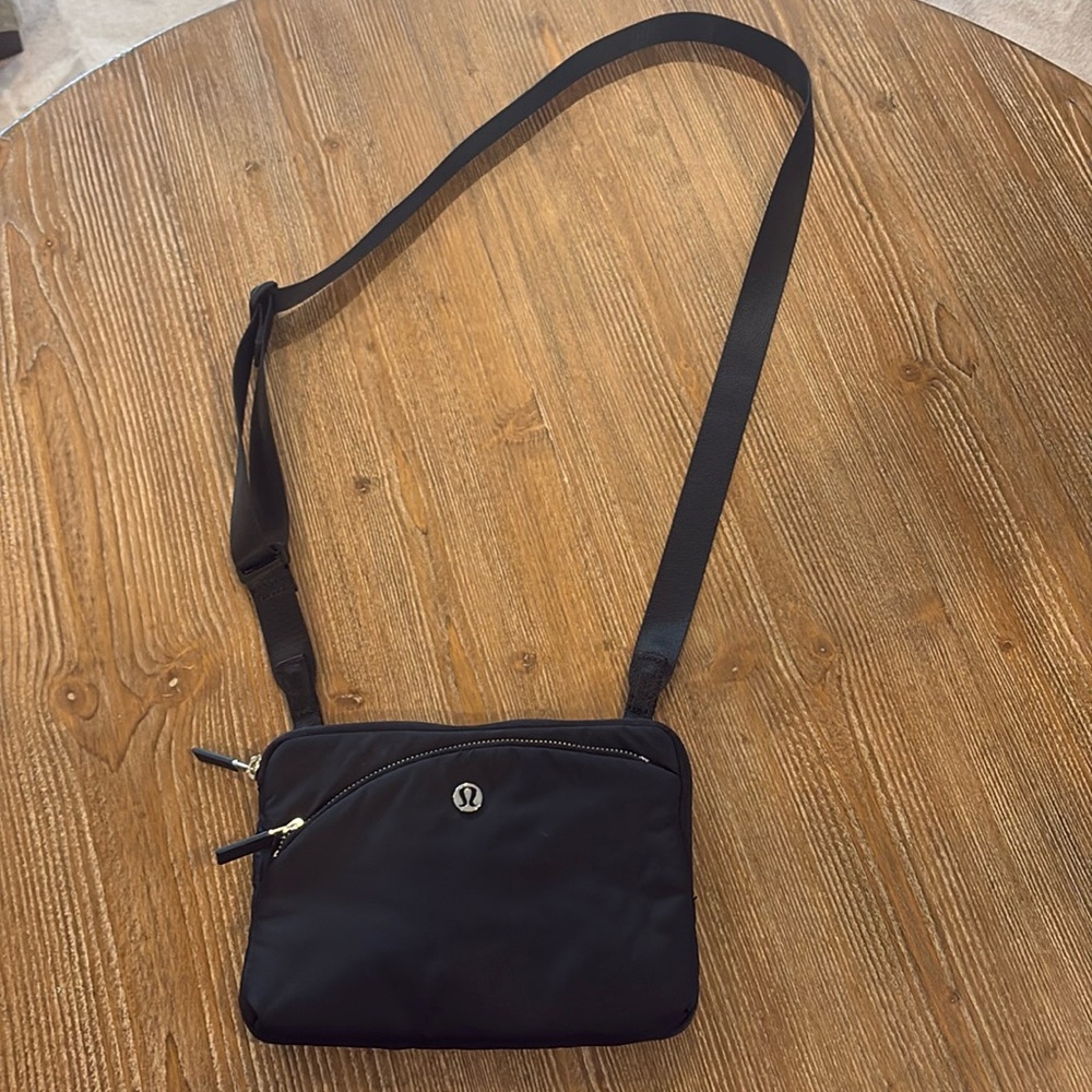Lululemon cross body bag
